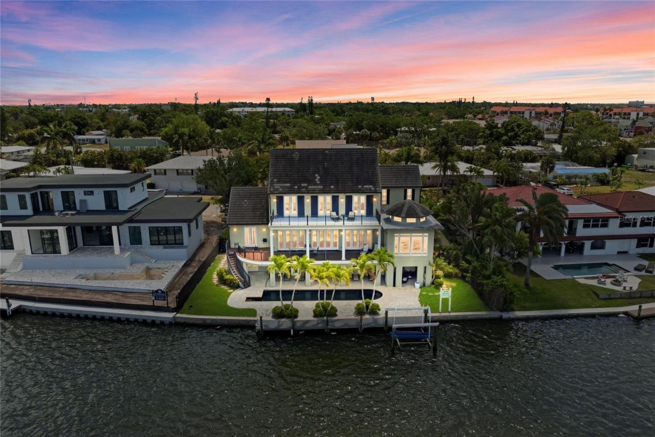 6438 Hollywood Boulevard, Sarasota, FL 34231 Photo