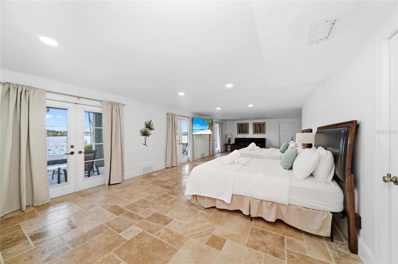 6438 Hollywood Boulevard, Sarasota, FL 34231 Photo