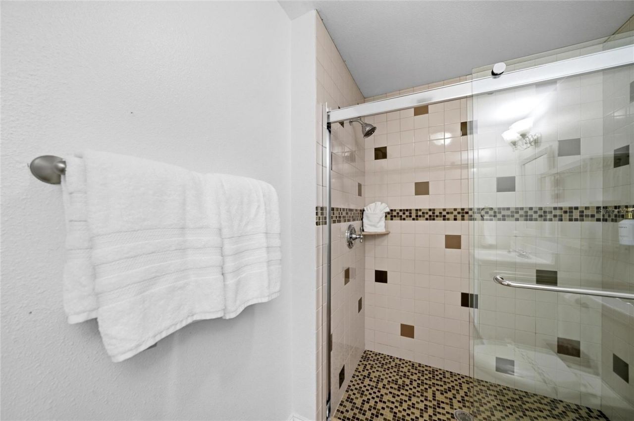 6438 Hollywood Boulevard, Sarasota, FL 34231 Photo