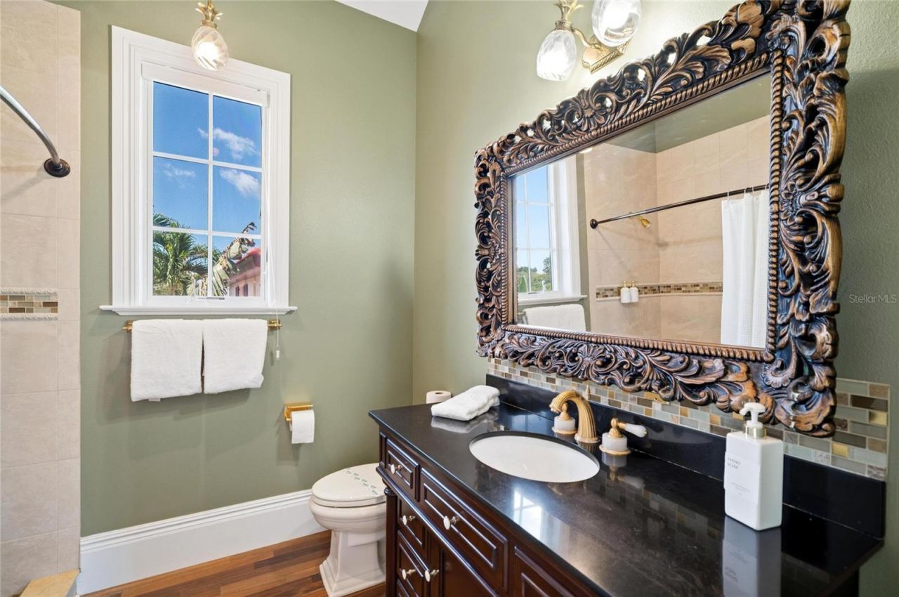 6438 Hollywood Boulevard, Sarasota, FL 34231 Photo