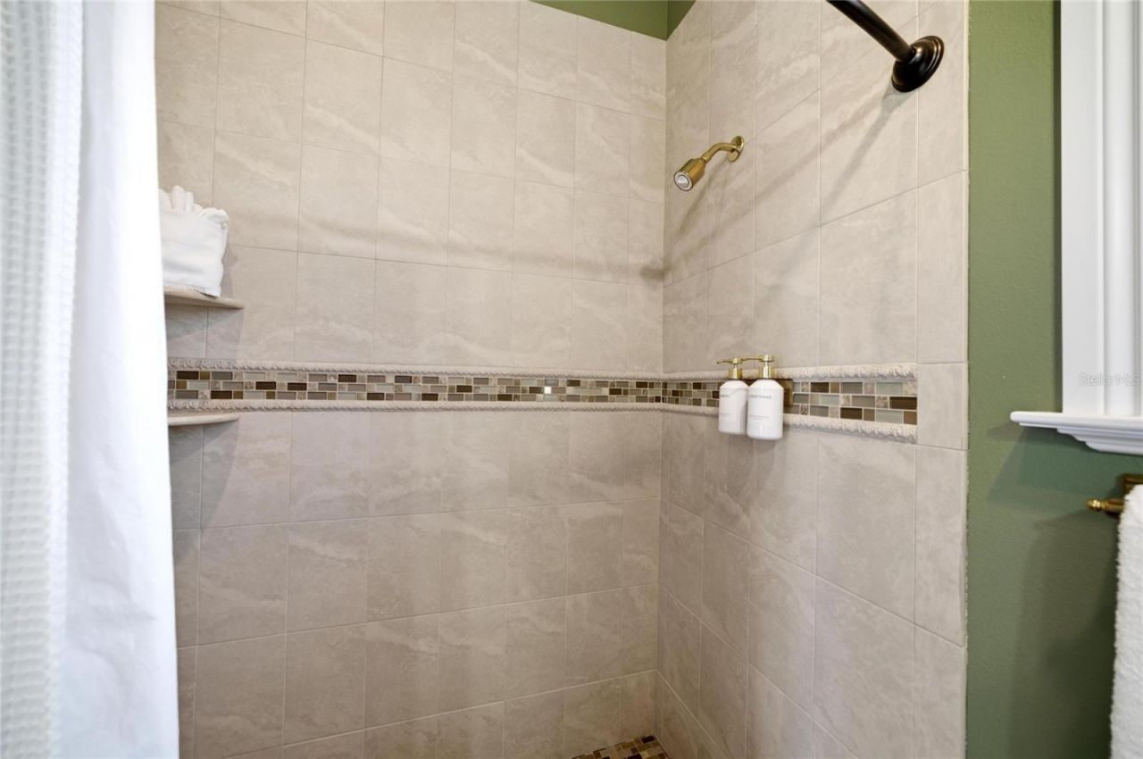 6438 Hollywood Boulevard, Sarasota, FL 34231 Photo
