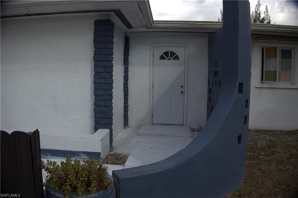 1338 Old Bridge Rd, North Fort Myers, FL 33917 Photo