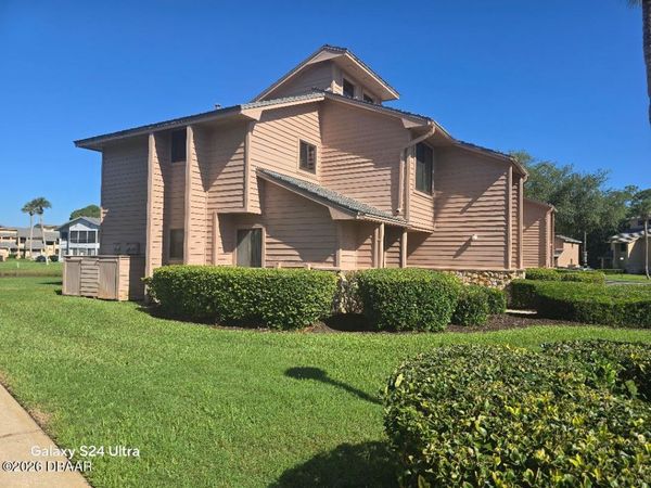 130 Blue Heron Drive, Unit A, Daytona Beach, FL 32119