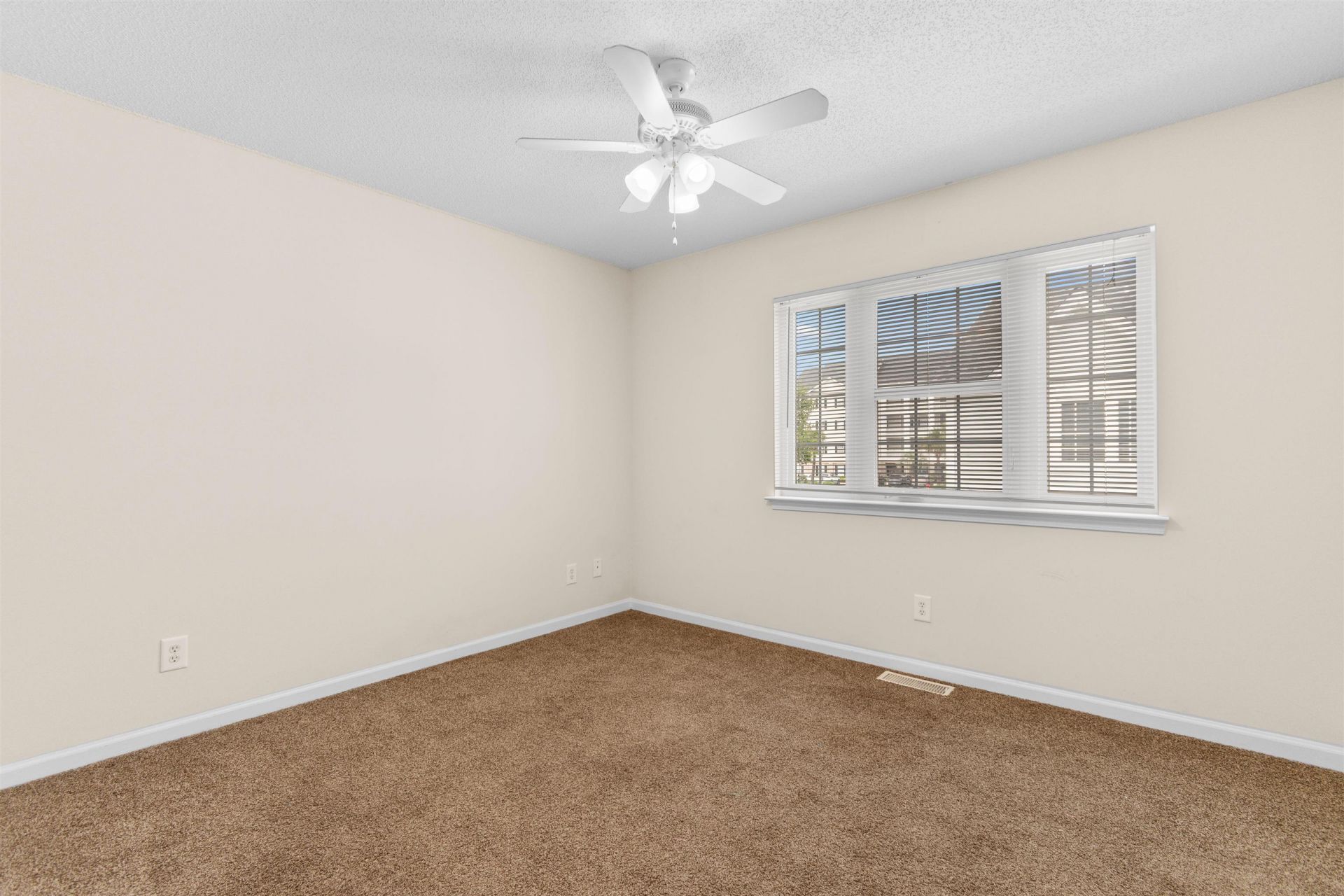 621 Sailbrooke Ct.  Photo 13