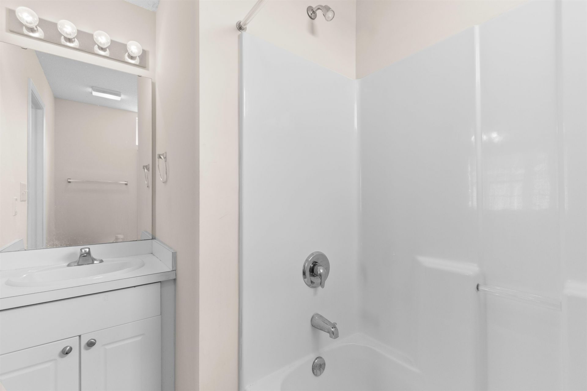 621 Sailbrooke Ct.  Photo 16