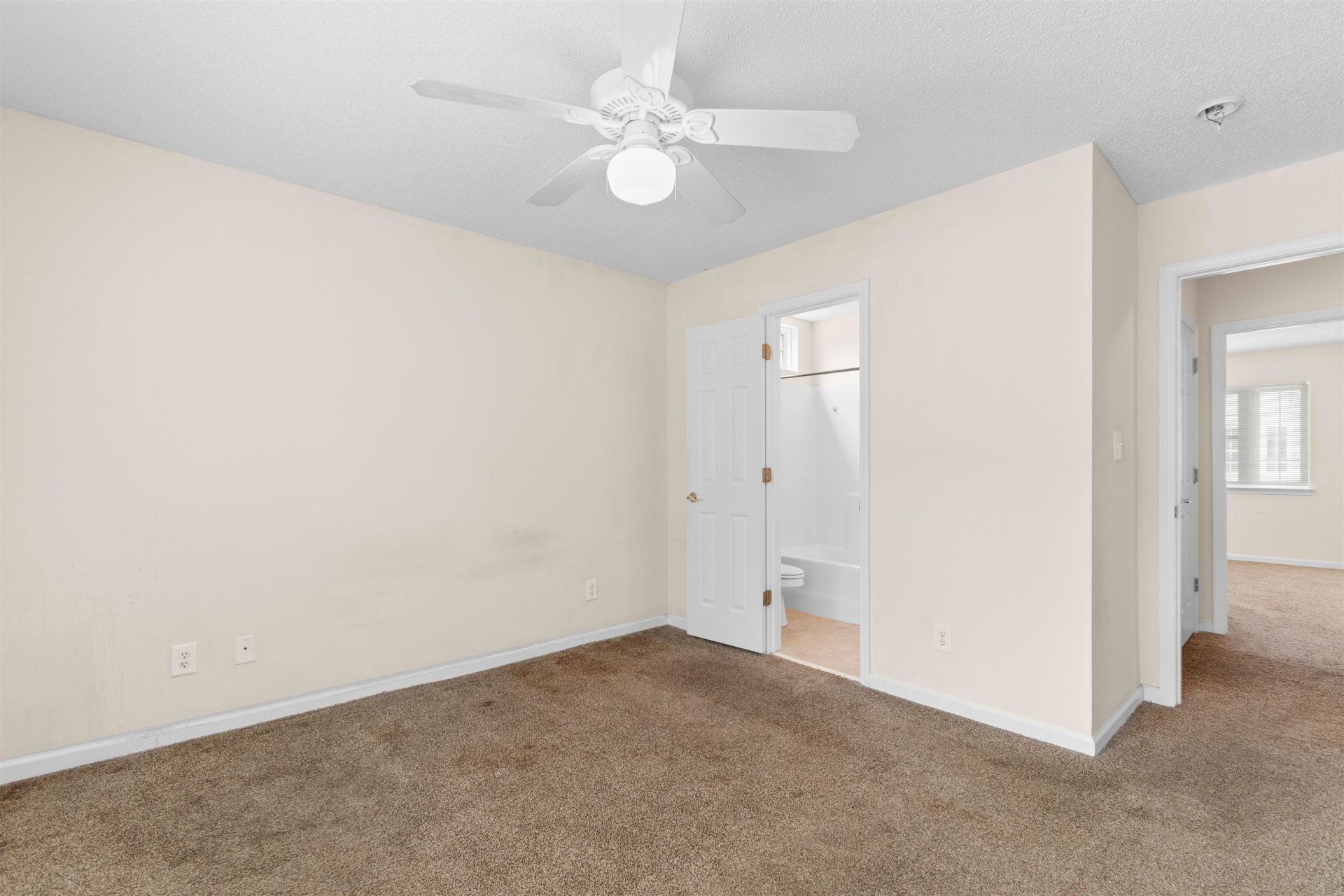 621 Sailbrooke Ct.  Photo 18