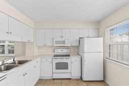 621 Sailbrooke Ct.  photo 4