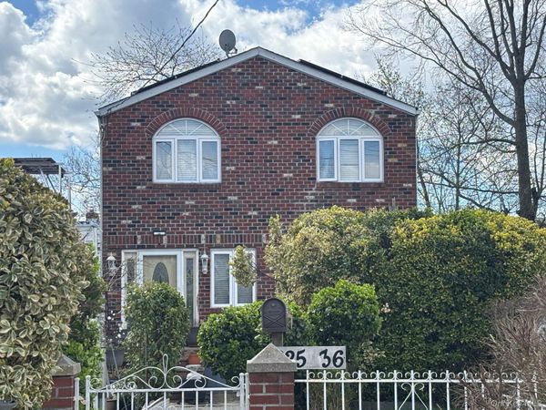 225-36 113th Avenue , Queens Village, NY 11429
