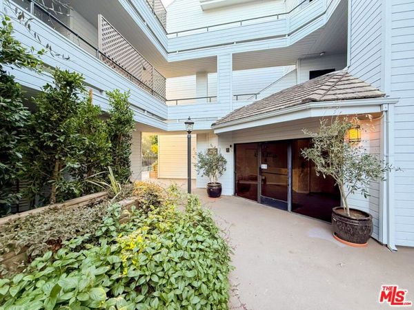 13331 Moorpark Street , Unit 233, Sherman Oaks, CA 91423