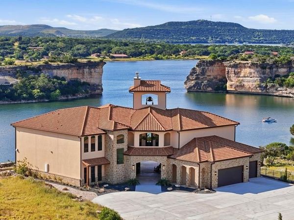 7085 W Hells Gate Drive, Possum Kingdom Lake, TX 76475