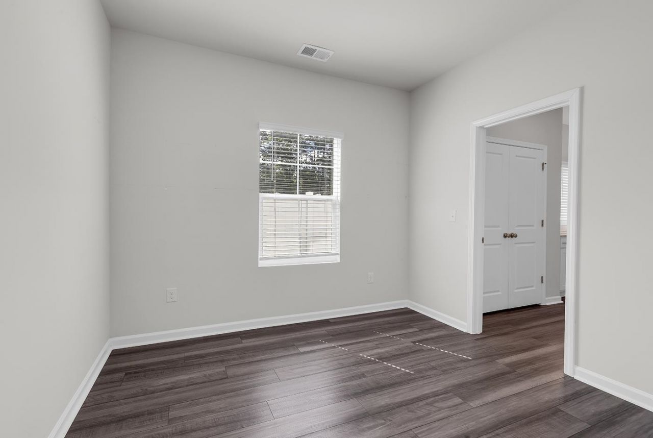 105 Hancher Dr. Photo 10
