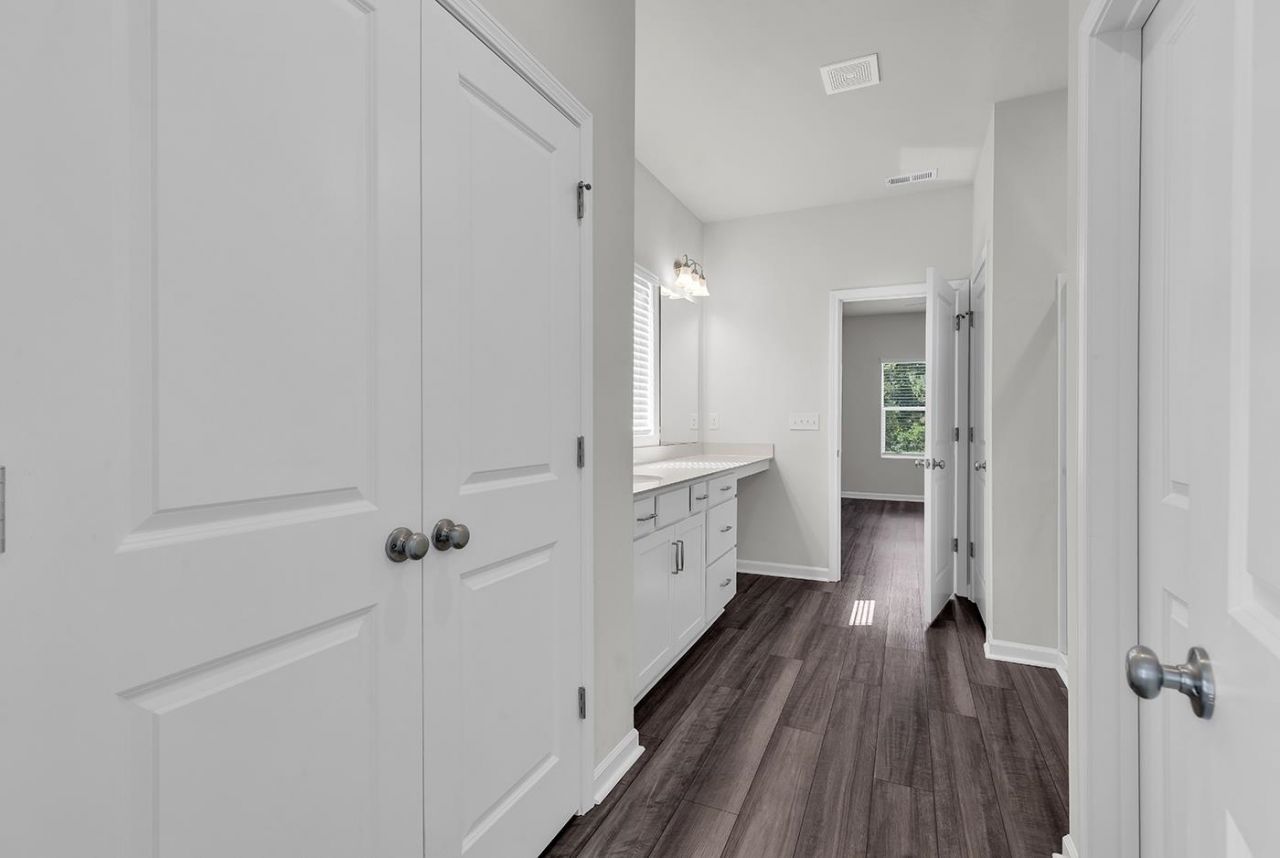 105 Hancher Dr. Photo 12