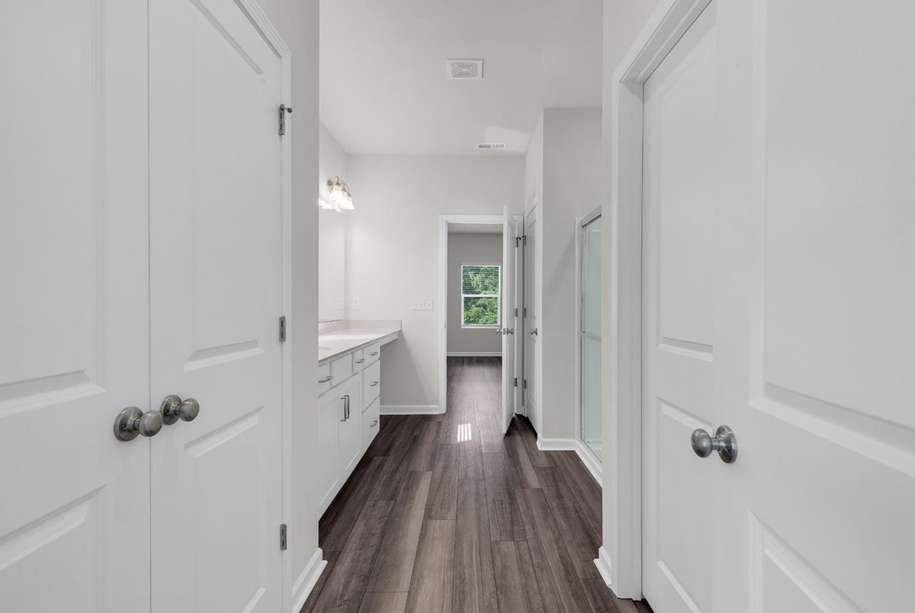 105 Hancher Dr. Photo 13