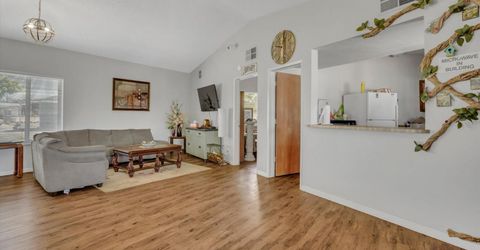 604 Pringle Ave #2, Galt, CA 95632 Photo