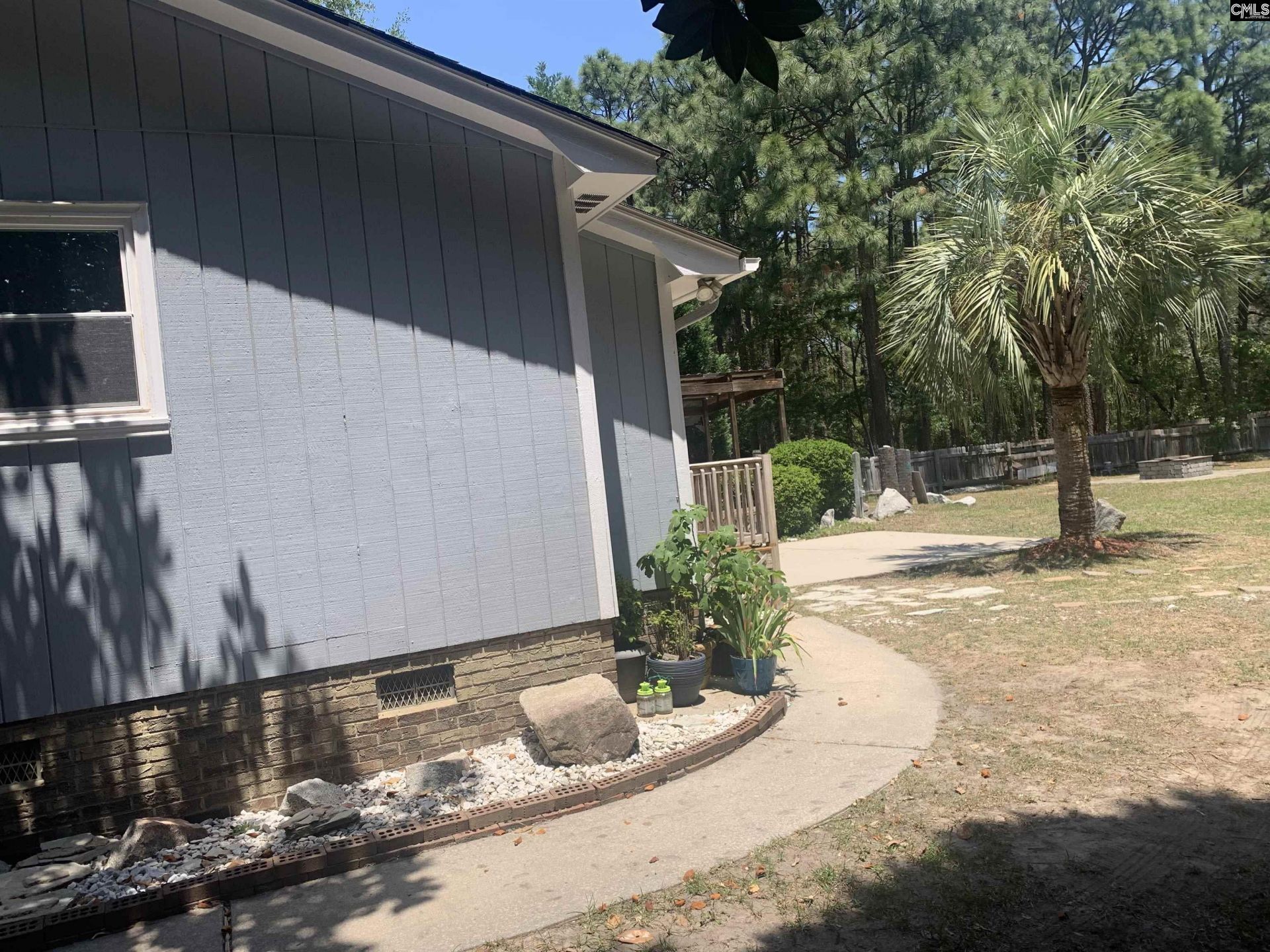 121 Halling Drive  Photo 4