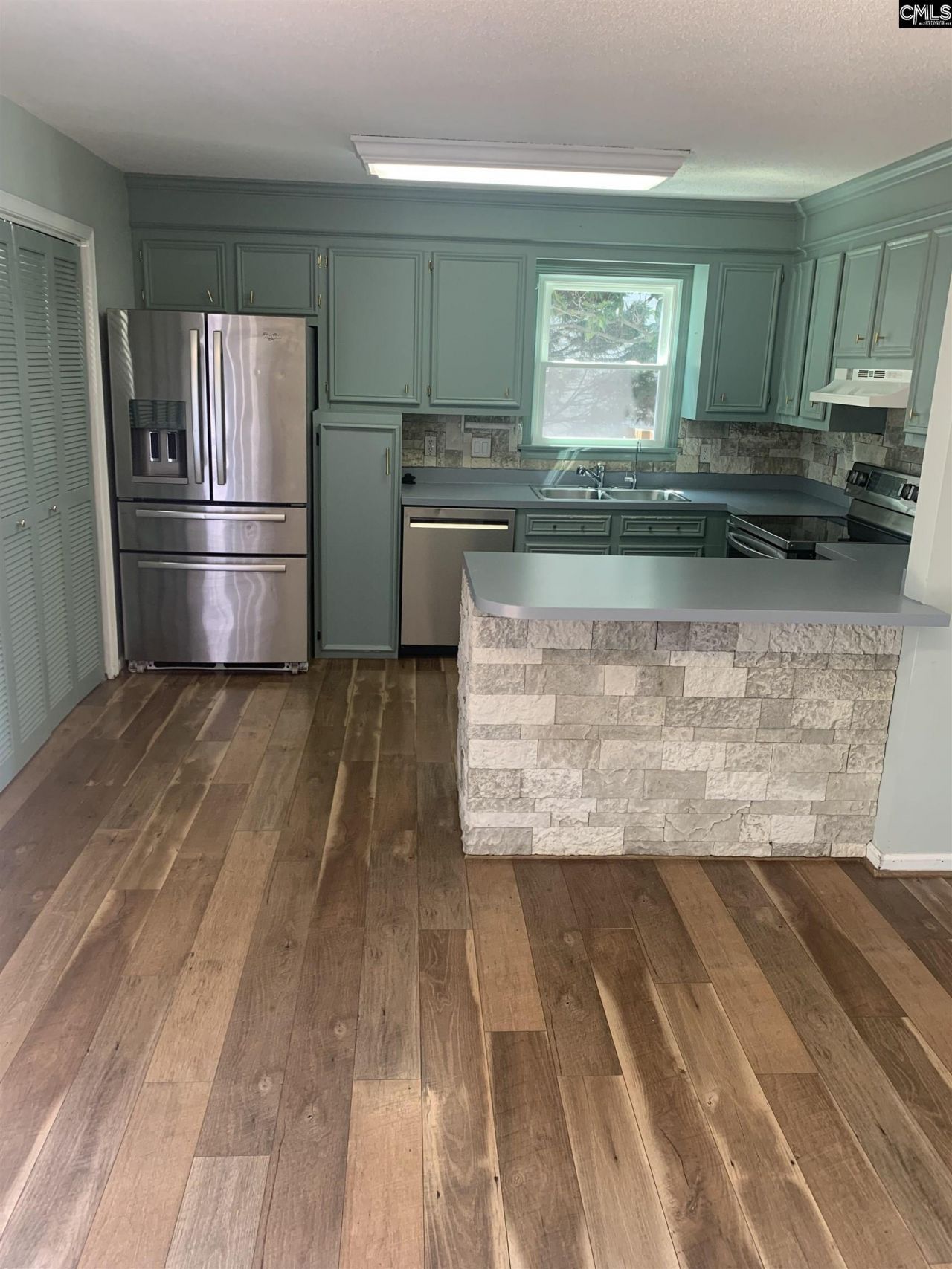 121 Halling Drive  Photo 5