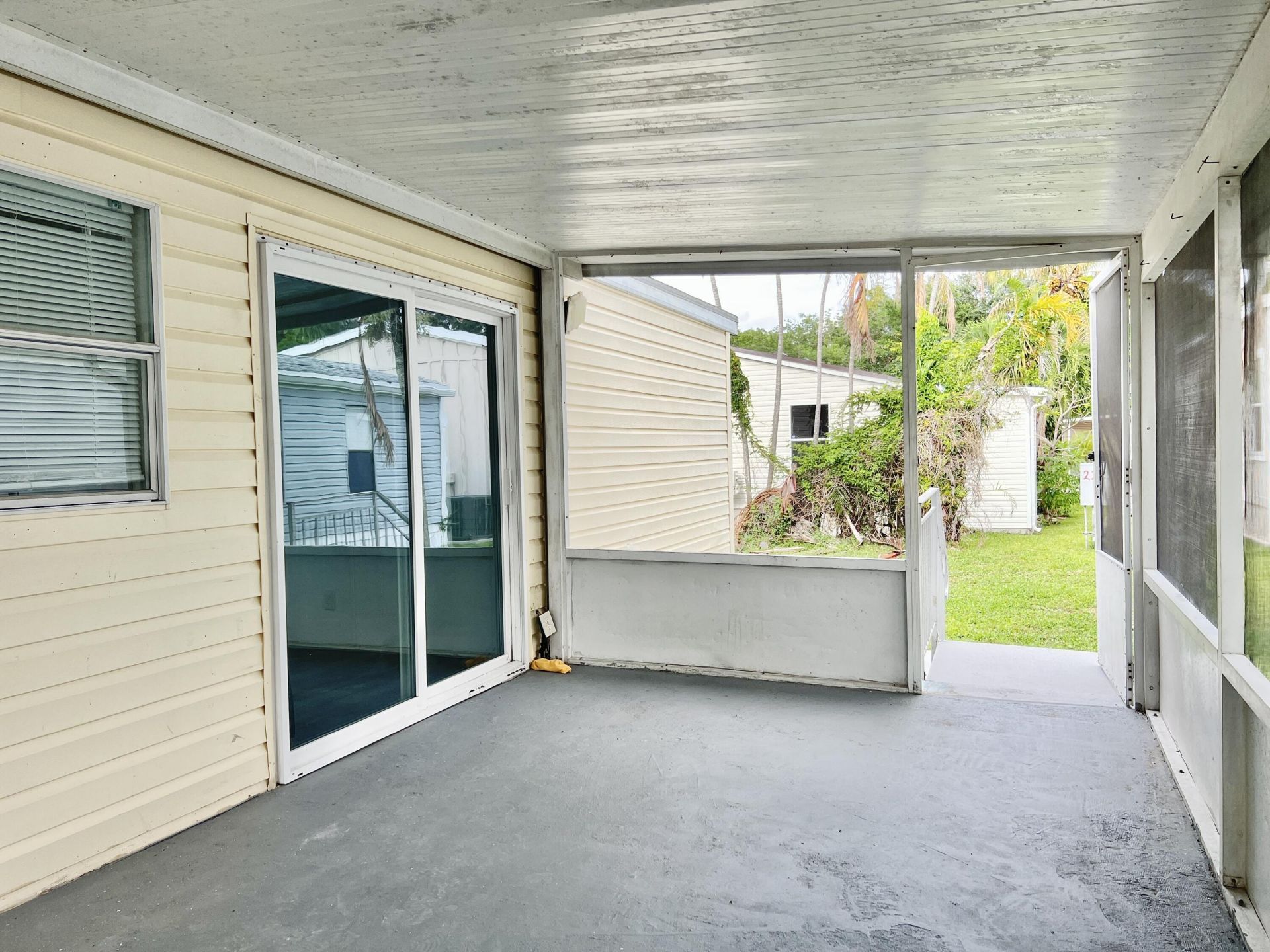 183 Plantation Boulevard, Lake Worth, FL 33467 Photo