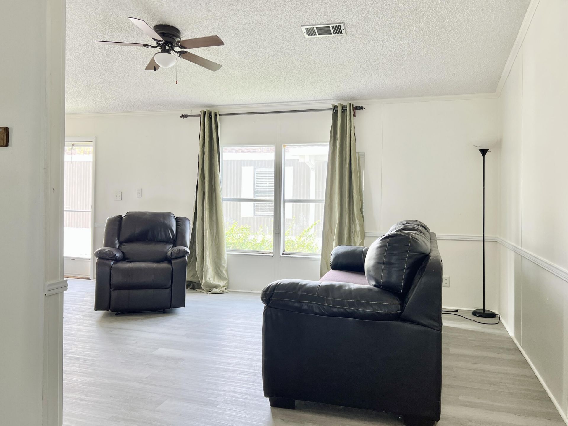 183 Plantation Boulevard, Lake Worth, FL 33467 Photo