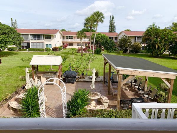 66 Coventry C, West Palm Beach, FL 33417