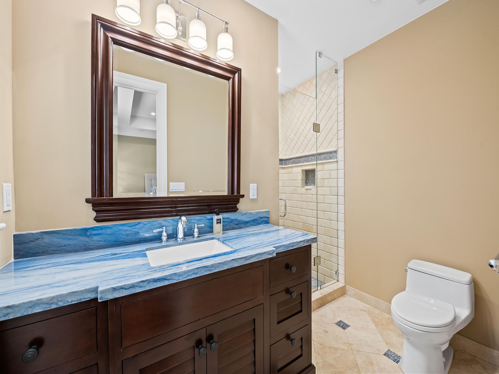 2856 NE 25th Street, Fort Lauderdale, FL 33305 Photo