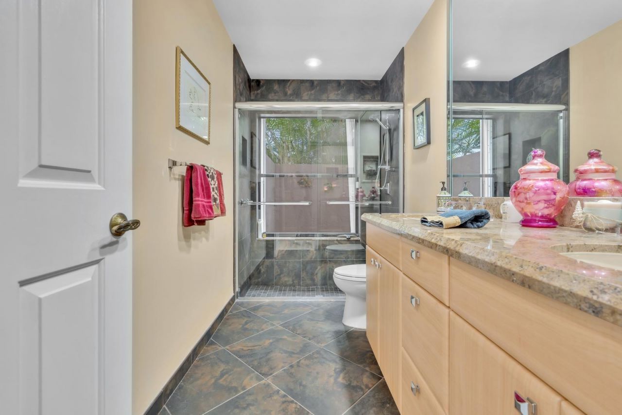 7640 NW 87th Avenue, Tamarac, FL 33321 Photo