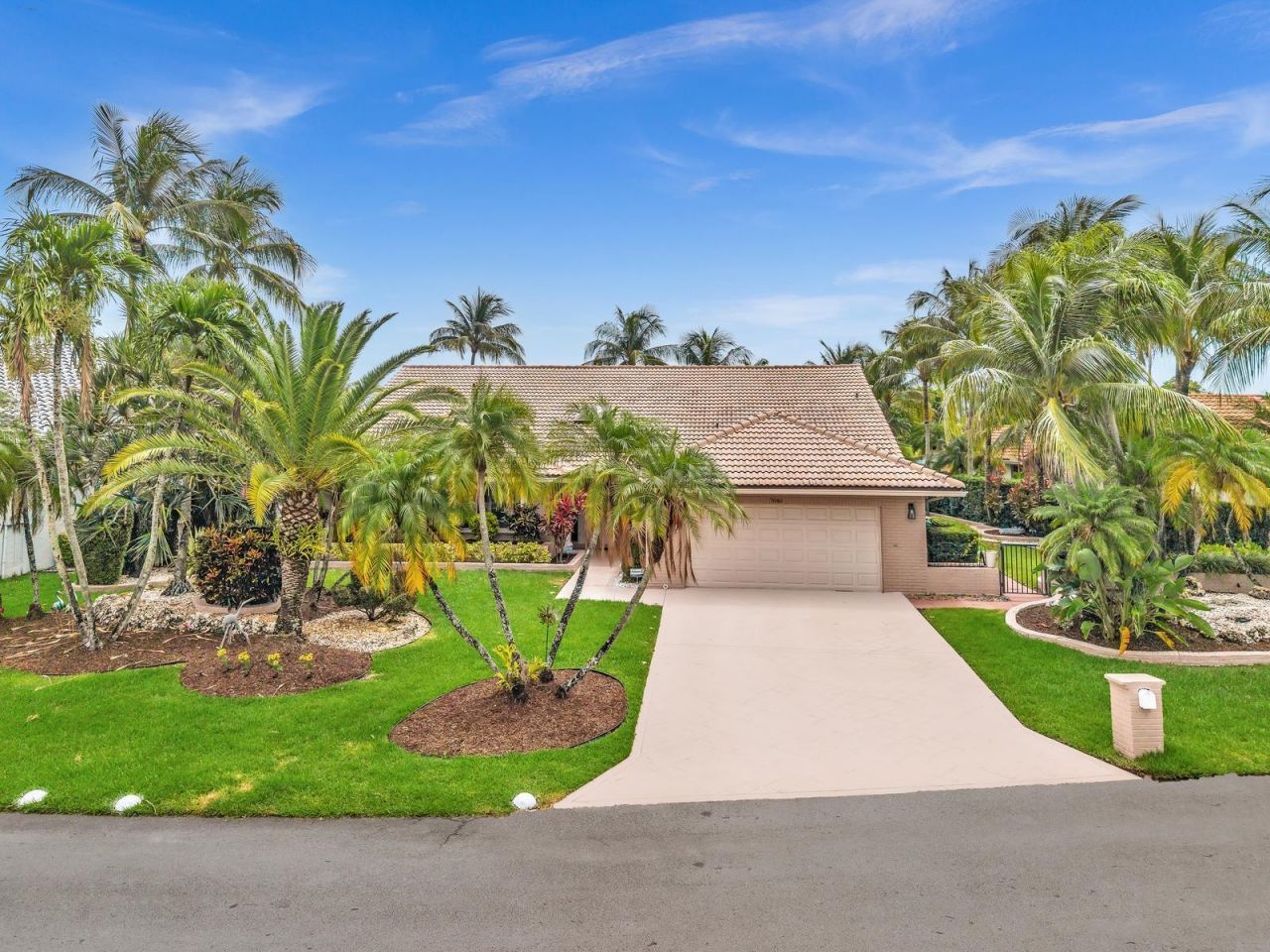 7640 NW 87th Avenue, Tamarac, FL 33321 Photo