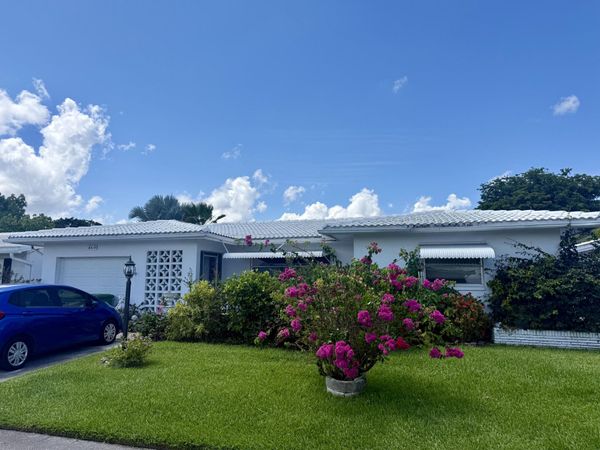 8419 NW 59th Street, Tamarac, FL 33321