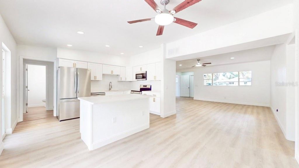 2305 New Jersey Road , Lakeland, FL 33803 Photo