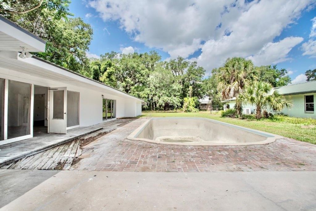 2305 New Jersey Road , Lakeland, FL 33803 Photo