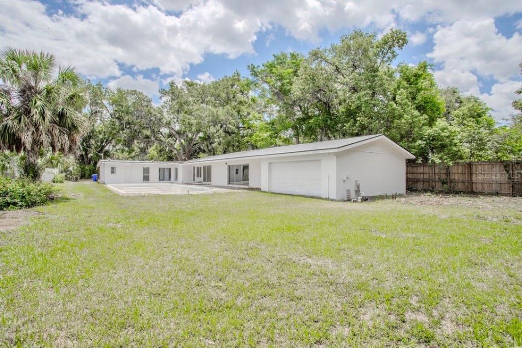 2305 New Jersey Road , Lakeland, FL 33803 Photo