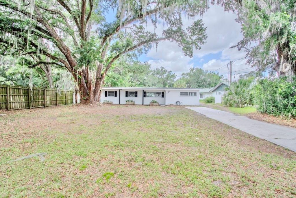 2305 New Jersey Road , Lakeland, FL 33803 Photo