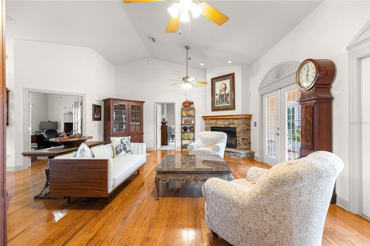 9041 SW 14th Avenue, Ocala, FL 34476 Photo