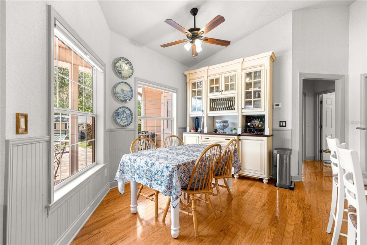 9041 SW 14th Avenue , Ocala, FL 34476 Photo