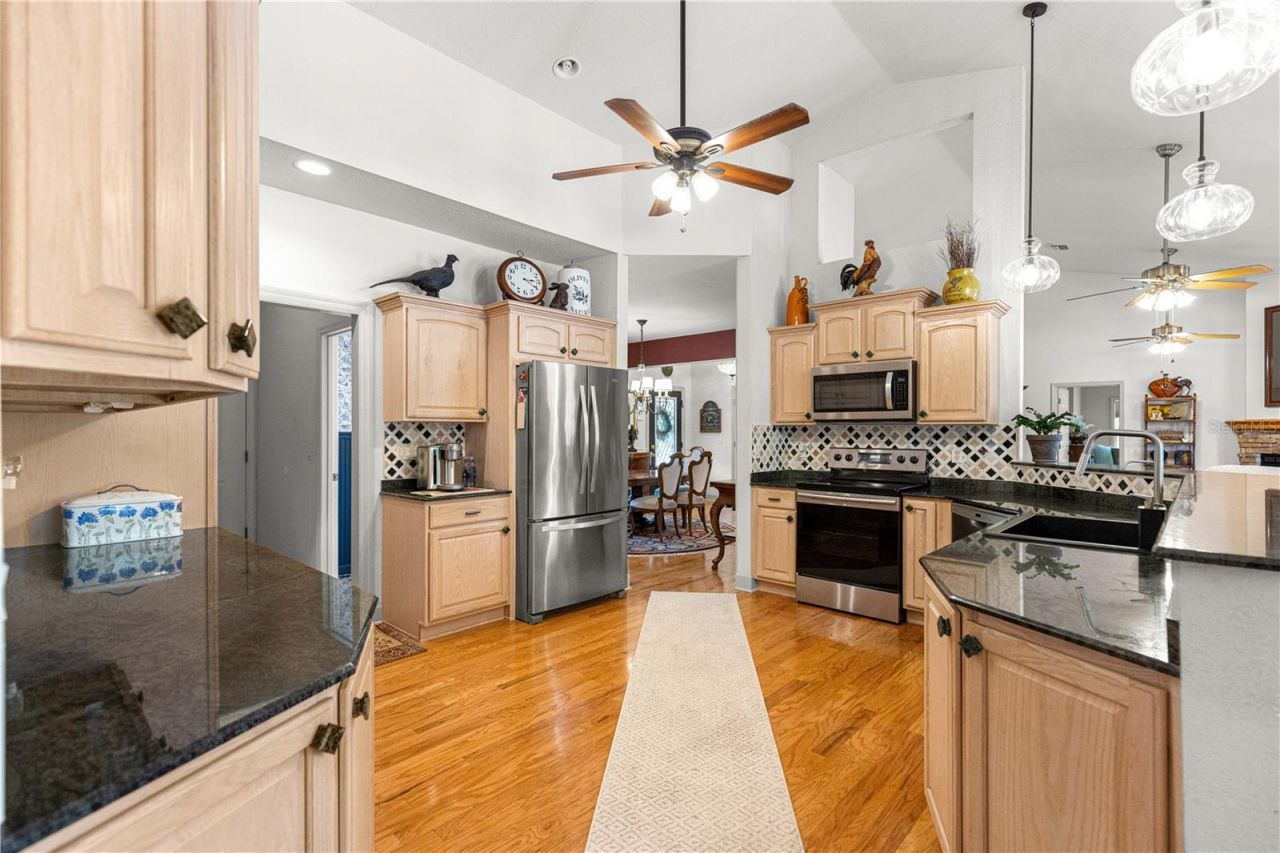 9041 SW 14th Avenue , Ocala, FL 34476 Photo