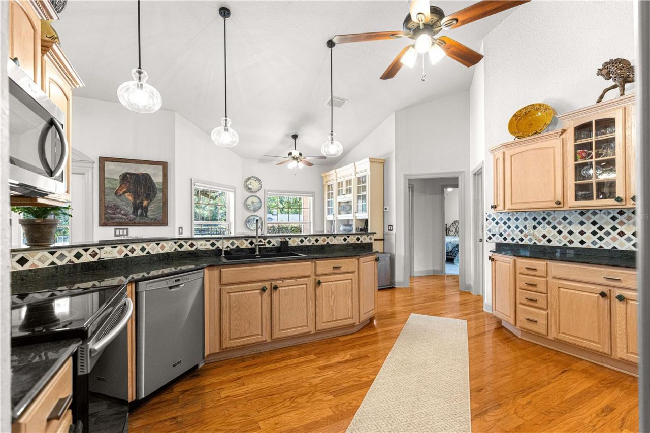 9041 SW 14th Avenue , Ocala, FL 34476 Photo