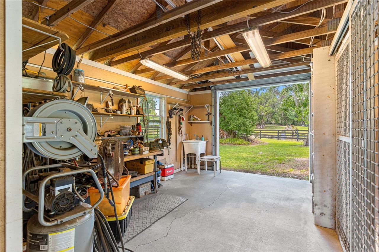 9041 SW 14th Avenue , Ocala, FL 34476 Photo