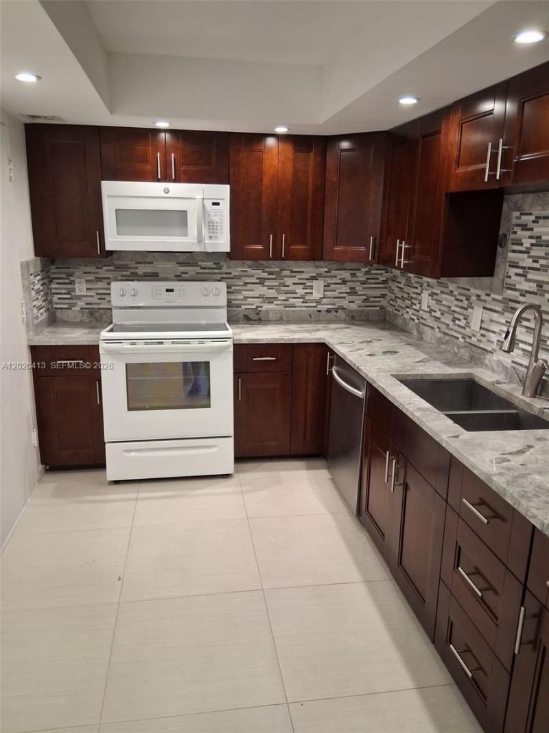 405 N Ocean Blvd, Unit 1815, Pompano Beach, FL 33062 Photo