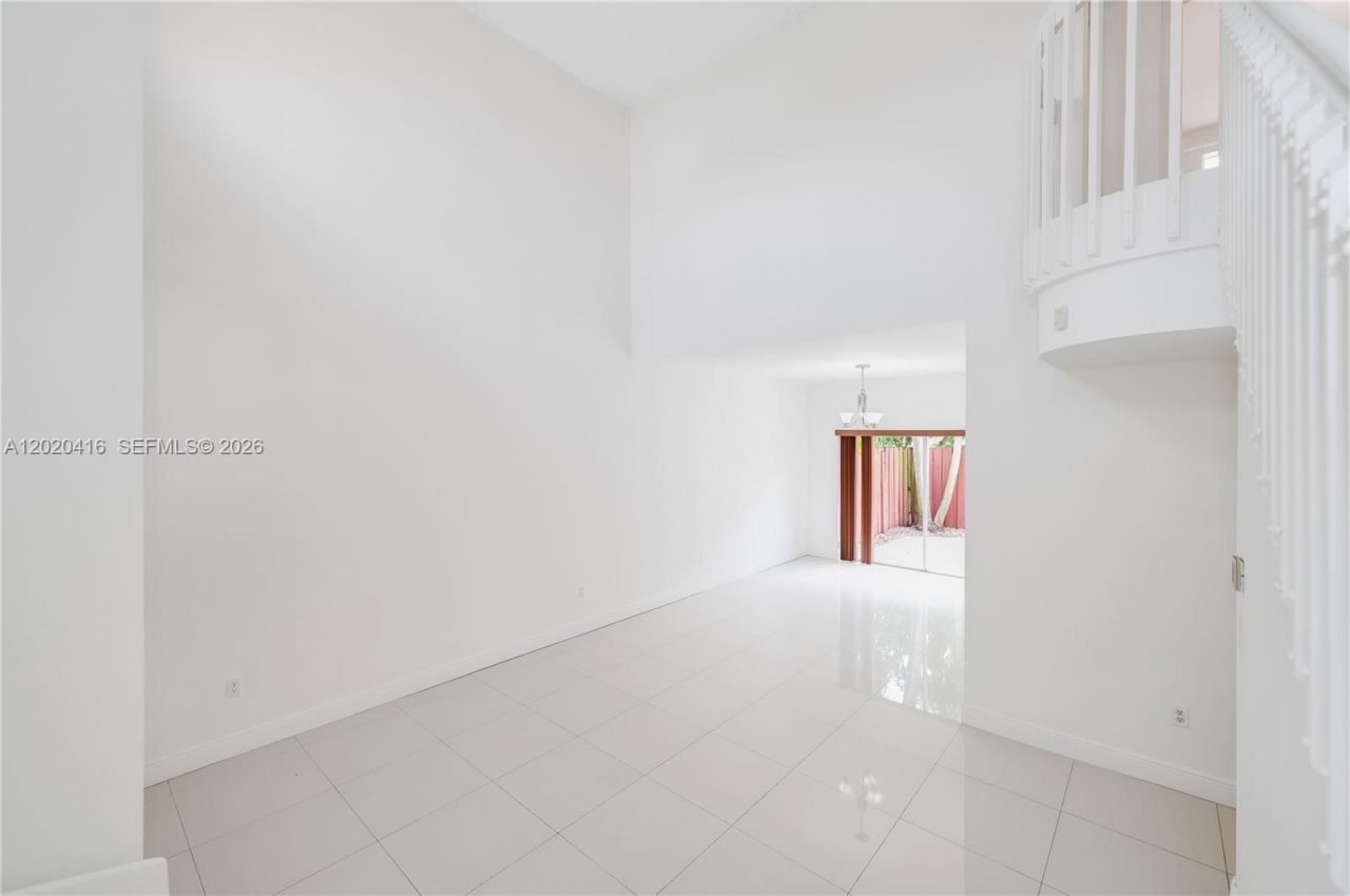 4668 SW 153rd Ct , Miami, FL 33185 Photo