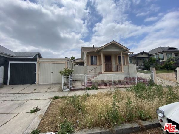 5220 Raphael Street , Los Angeles, CA 90042