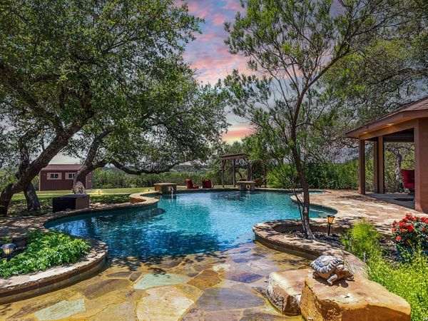 208 Ridge Pt, Spring Branch, TX 78070