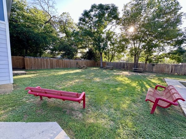 414 Cupples Rd, San Antonio, TX 78237