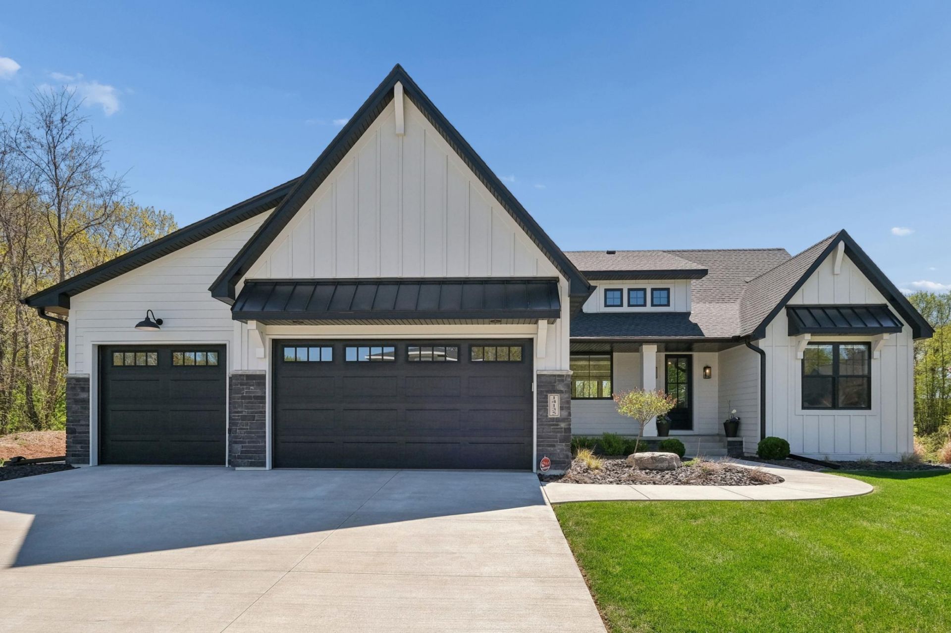 14135 Mckenna Road NW, Prior Lake, MN 55372