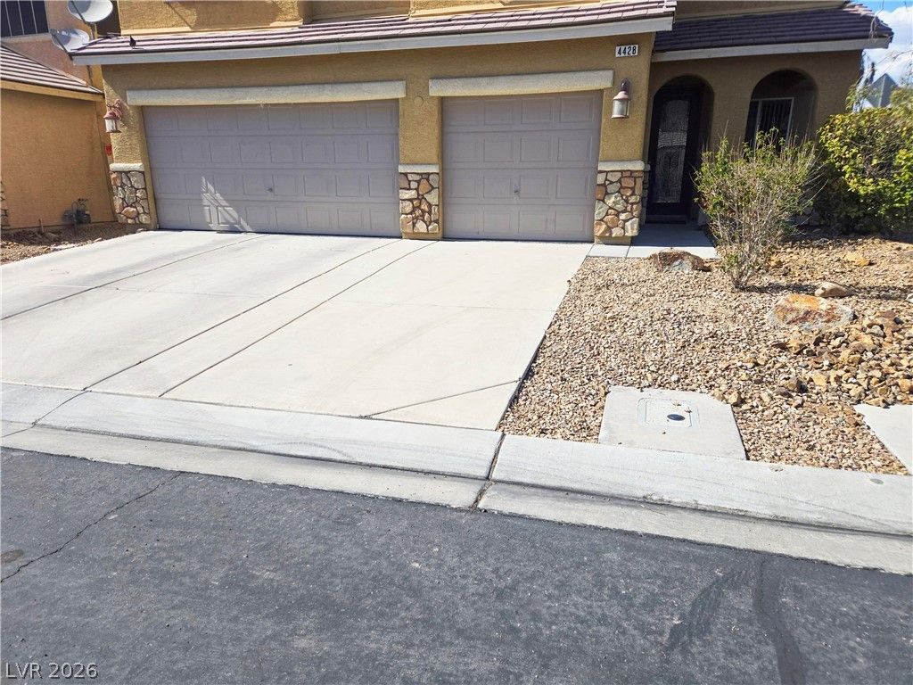 4428 Little Blue Heron Avenue, Las Vegas, NV 89115 Main Photo