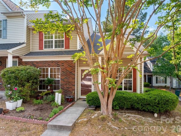 735 Mountainwater Drive, Charlotte, NC 28262