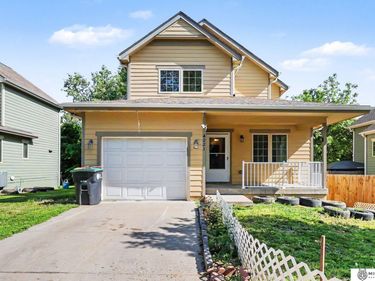 4221 Lake Street , Omaha, NE 68122