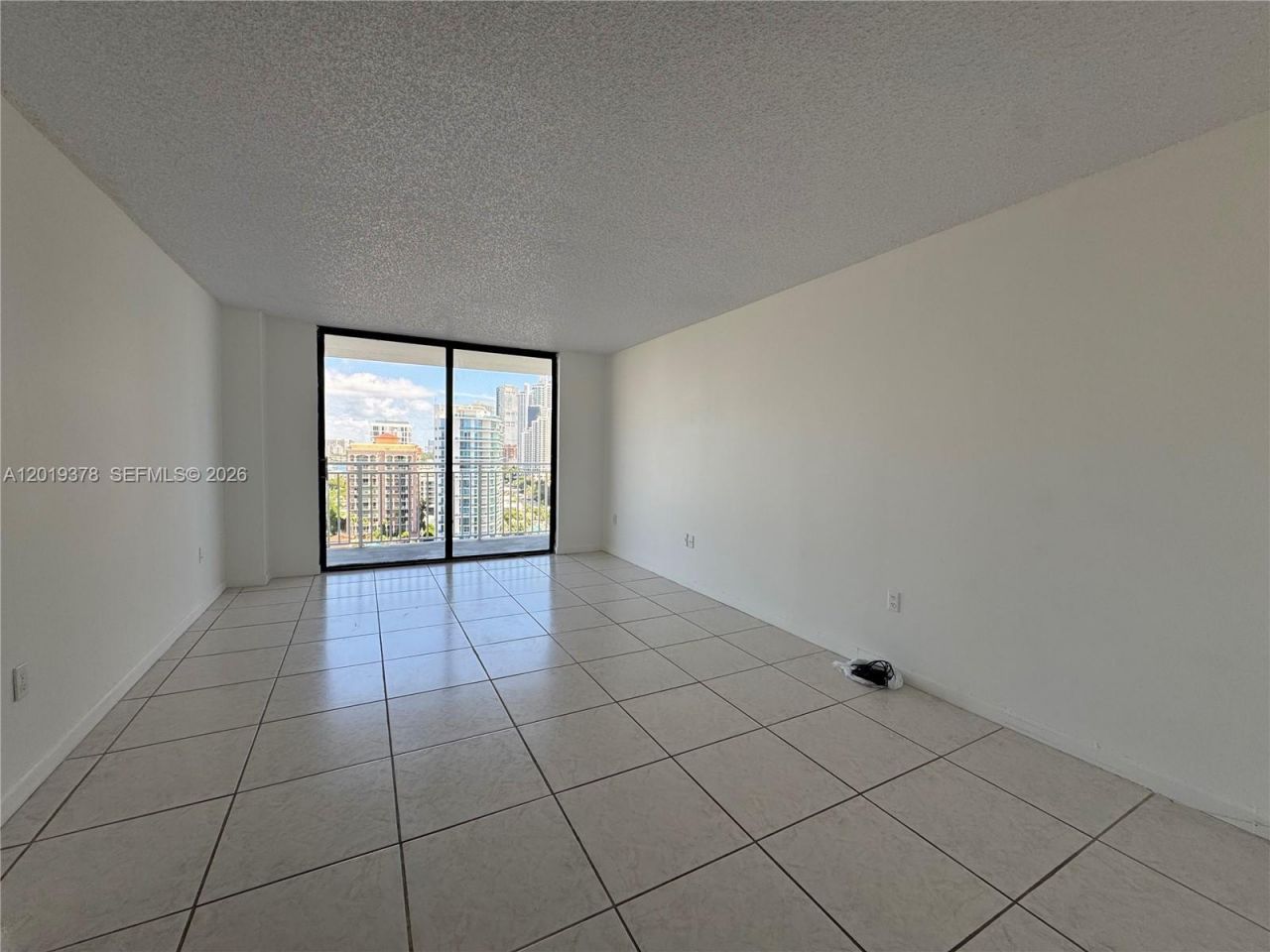 210 174th St, Unit 1918, Sunny Isles Beach, FL 33160 Photo