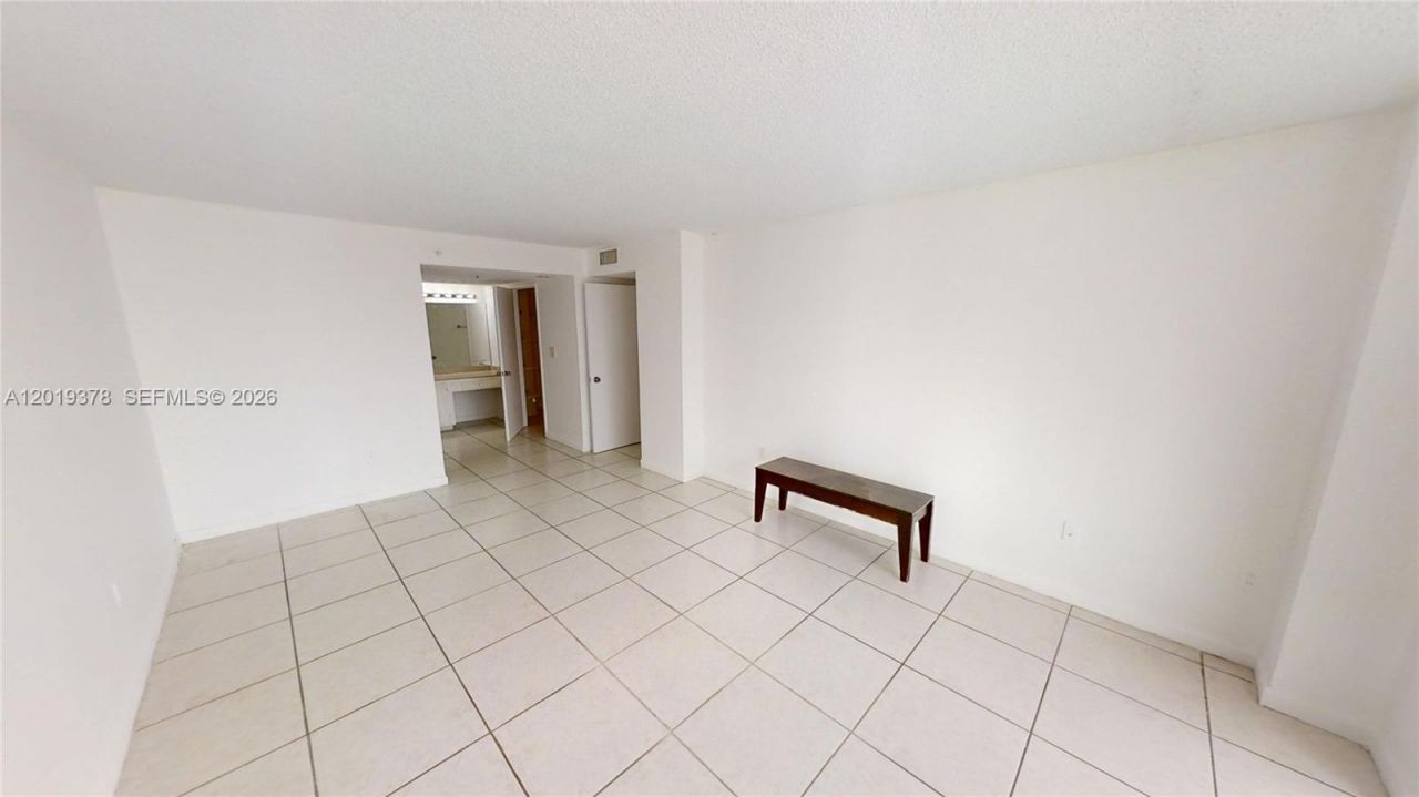 210 174th St, Unit 1918, Sunny Isles Beach, FL 33160 Photo