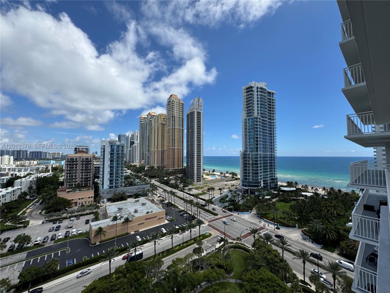 210 174th St, Unit 1918, Sunny Isles Beach, FL 33160 Photo