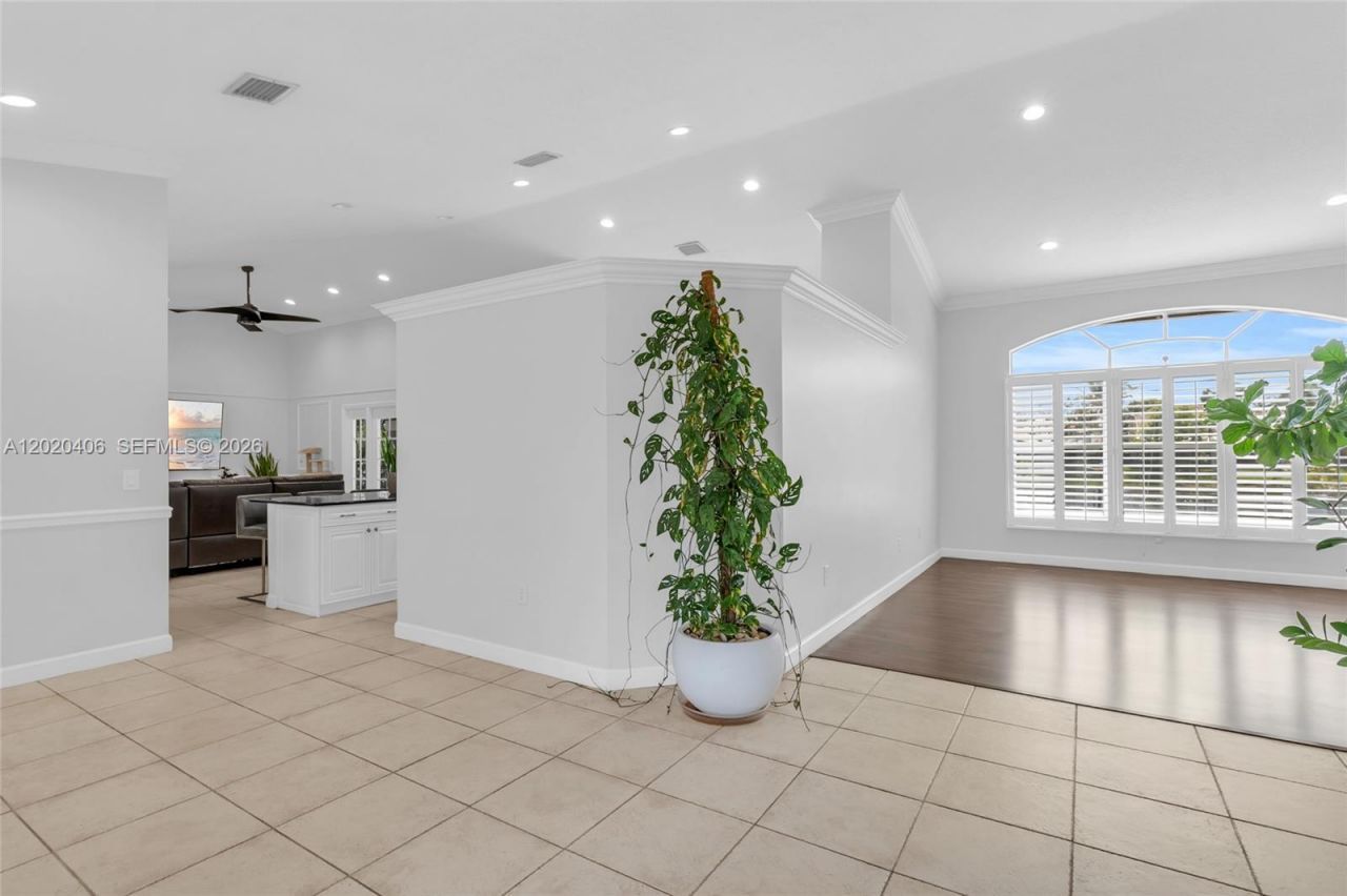 321 NW 193rd Ave , Pembroke Pines, FL 33029 Photo