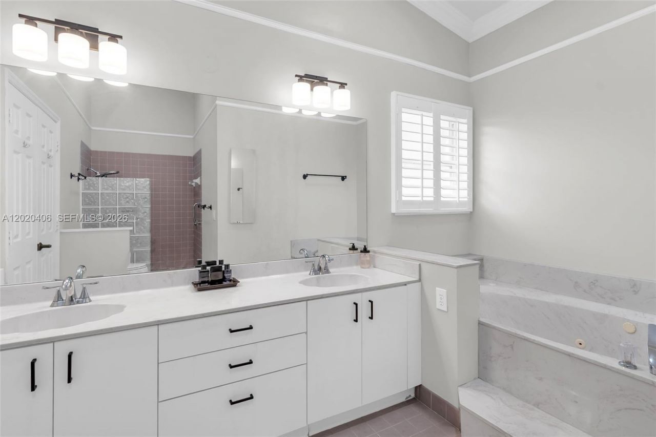 321 NW 193rd Ave , Pembroke Pines, FL 33029 Photo